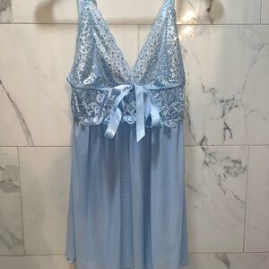 Baby blue slip